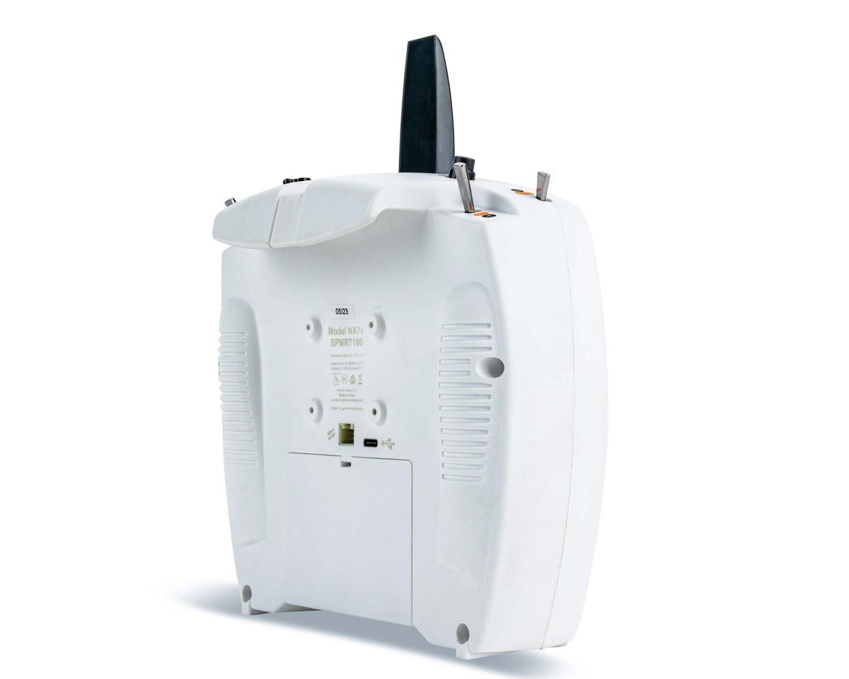 Spektrum RC NX7e 7 Channel Full Range DSMX 2.4ghz Transmitter Only SPMR7100