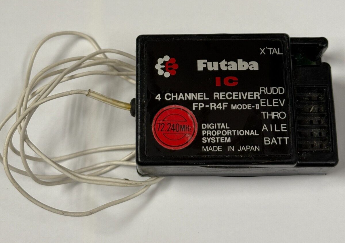 Really Nice Futaba FP-R4F R4F AM 72mhz RC Airplane Receiver RX G Plug