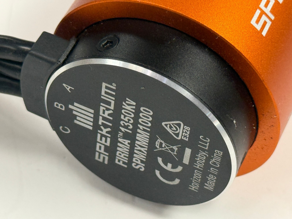 Spektrum RC Spektrum 4685 4-Pole Brushless Marine Motor 1350Kv SPMXMM1000