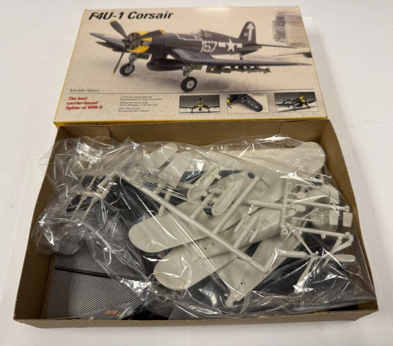 Testors F4U-1 F4U Corsair Aircraft #623 WWII Plastic Model Kit 1:72 Scale