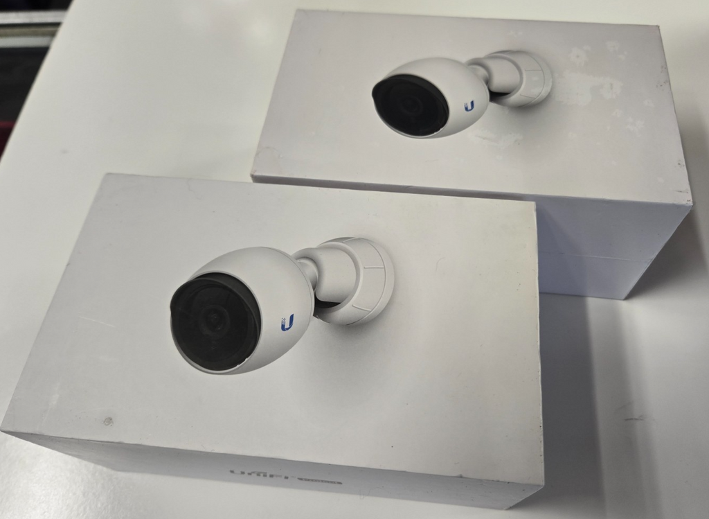 Ubiquiti UVC-G4-Bullet Indoor/Outdoor UniFi Protect G4-bullet Security Camera