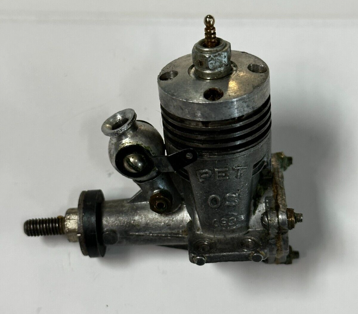 Vintage OS O.S. Pet 099 .099 RC Remote Control Nitro Model Airplane Engine