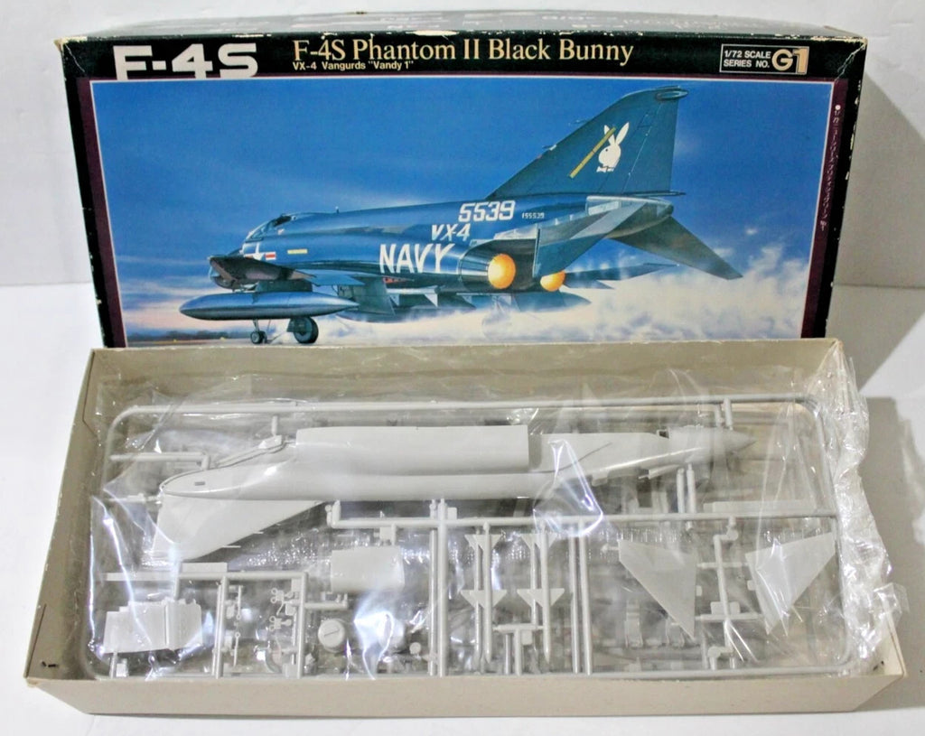 RARE Fujimi F-4S Phantom II 'Black Bunny' VX-4 Vanguards 'Vandy 1' in 1/72  G1