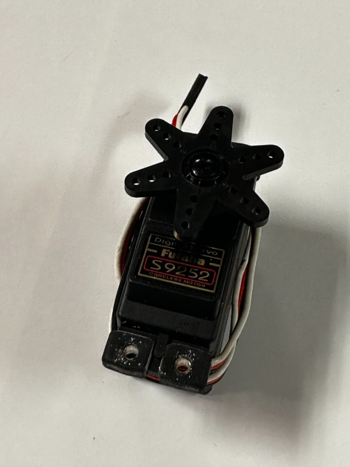 Excellent Futaba Digital S9252 9252 RC Remote Control Helicopter Cyclic Servo