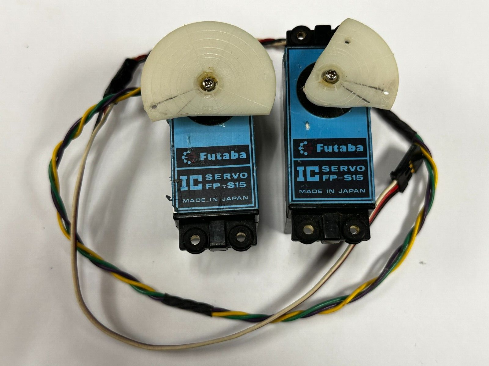 Nice Set of Vintage Futaba RC FP-S15 Remote Control Airplane Servos