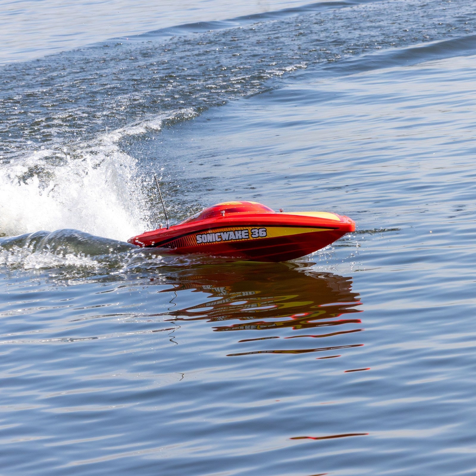 Pro Boat PRB-2171T2 Sonicwake 36 V3 Self-Righting Brushless 8S RTR Black
