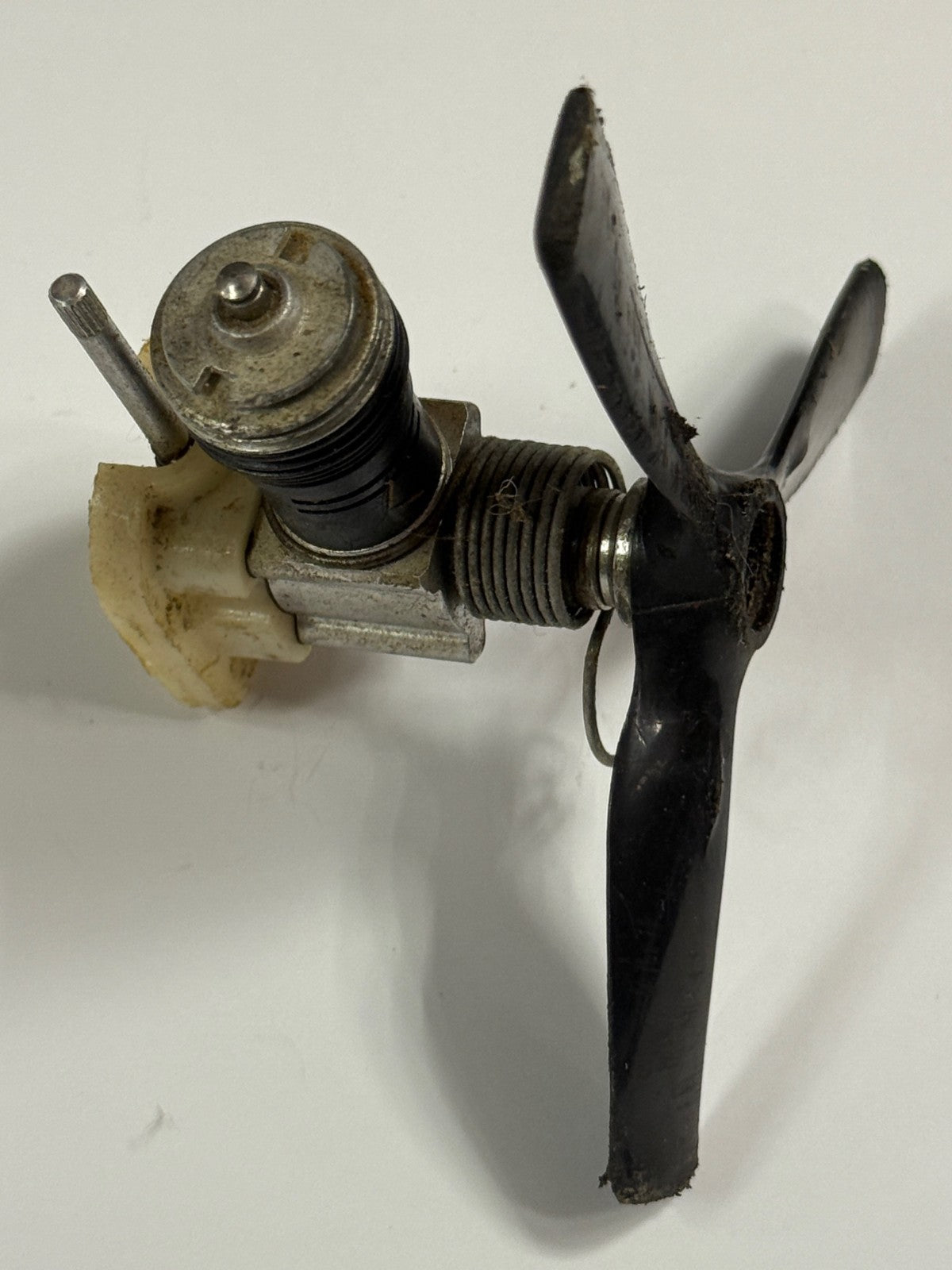 Vintage COX .049 049 Nitro CL FF Free Flight Model Airplane Engine
