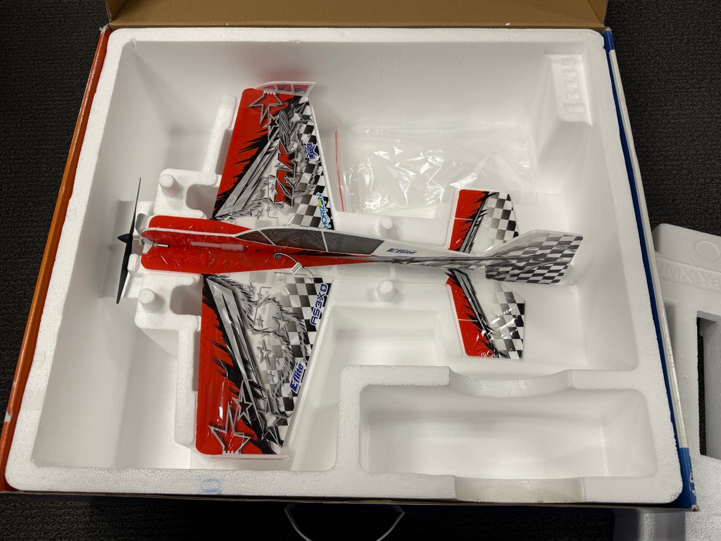 E-flite EFlite UMX Yak 54 3D Indoor RC Remote Control Electric Airplane EFLU3550
