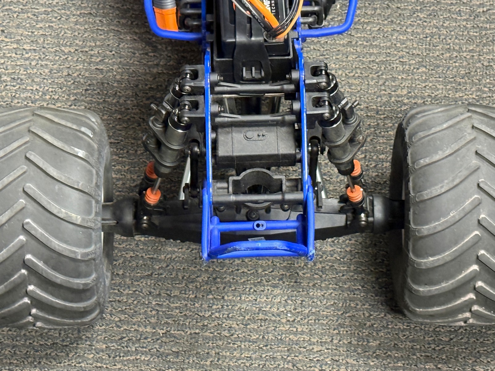 Losi LMT 2.0 Son-Uva Digger 4x4 RTR Brushless RC Monster Truck LOS04028T2