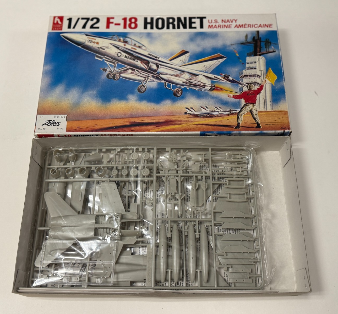 Hobby Craft F-18 F18 US Navy Marine Hornet 1/72 Scale Plastic Model Kit