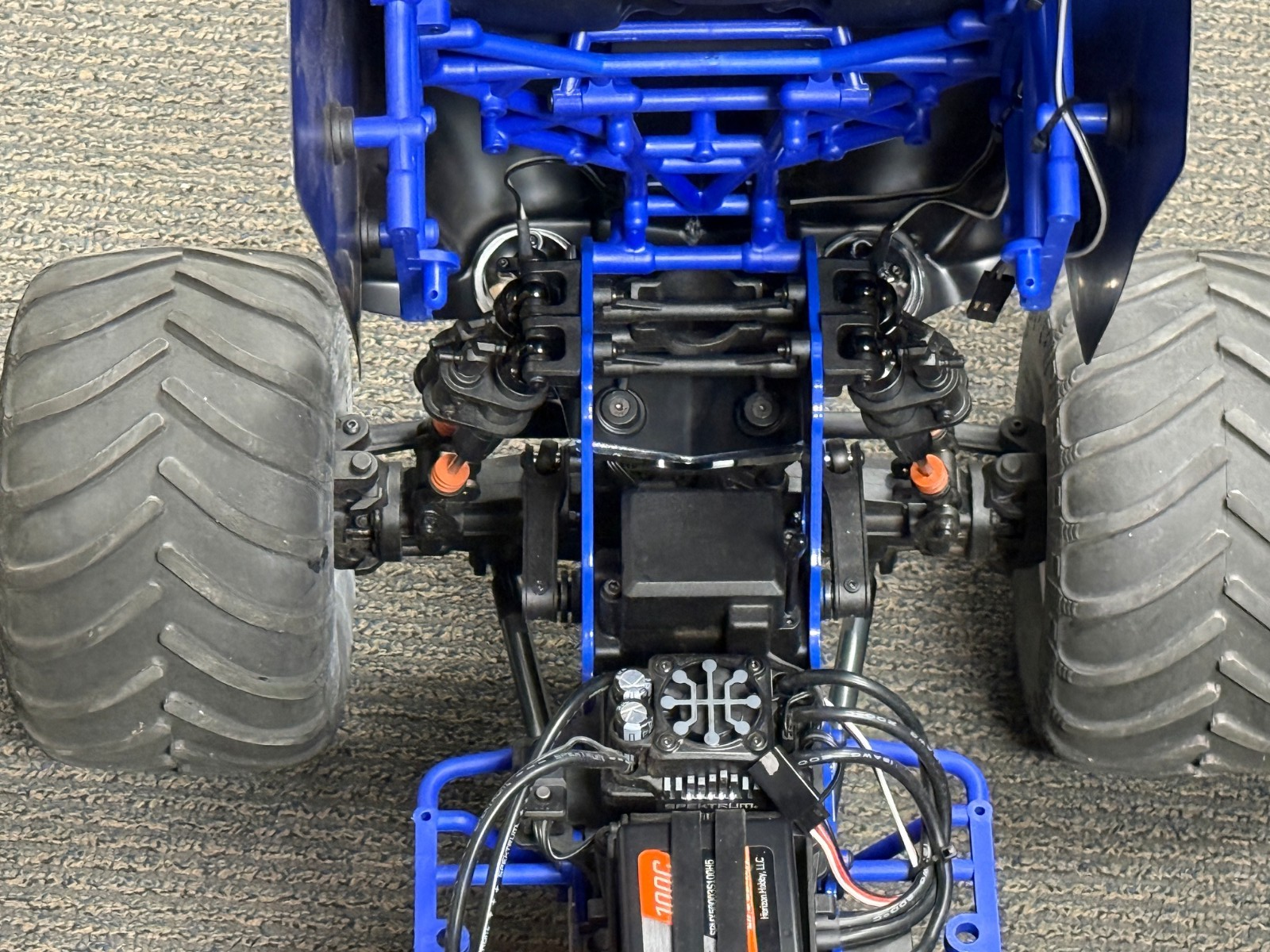 Losi LMT 2.0 Son-Uva Digger 4x4 RTR Brushless RC Monster Truck LOS04028T2