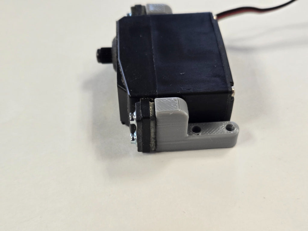 90 degree mounting brackets for standard size RC servos 2 sets