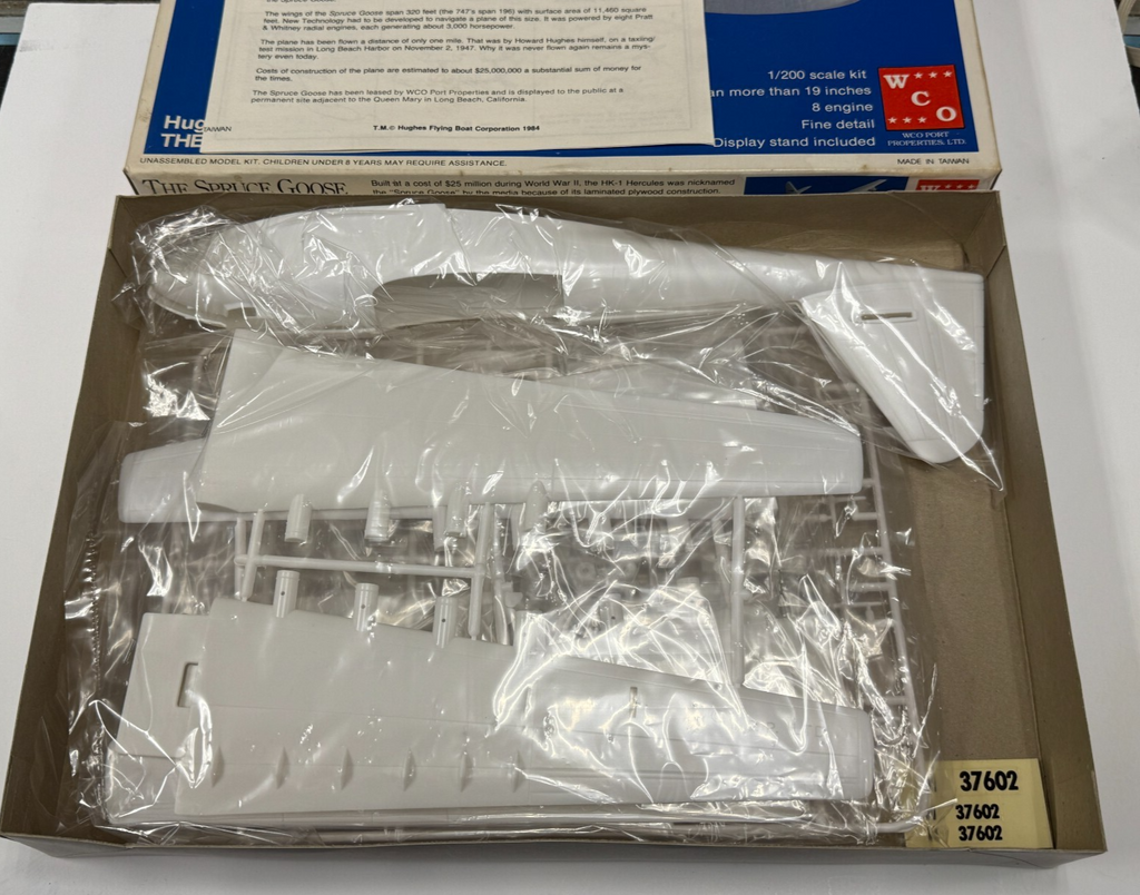 New 1/200 WCO The Spruce Goose Hughes HK-1 Hurcules Airplane Plastic Model Kit