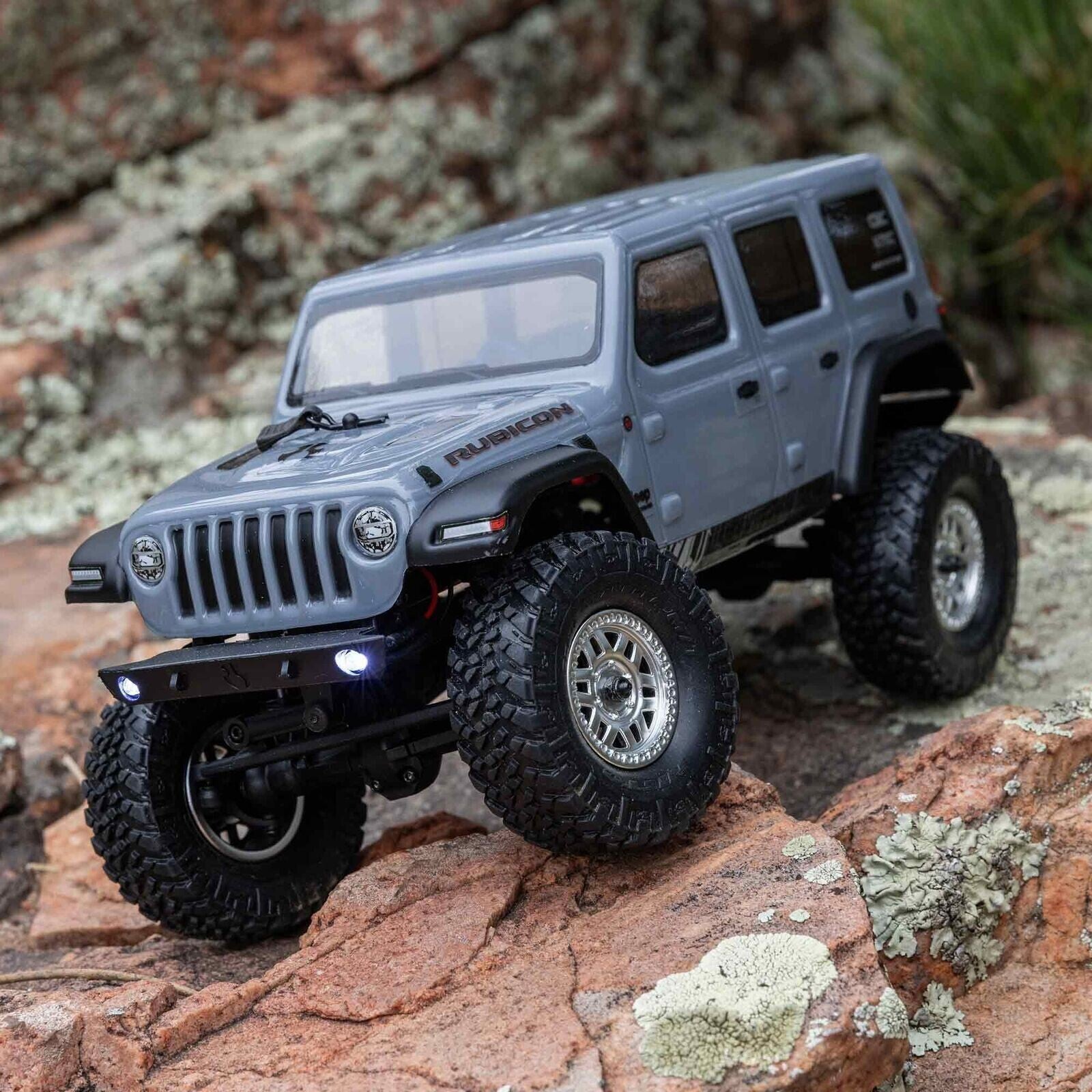Axial AXI00002V3T3 SCX24 V3 RTR Ready To Run Jeep Wrangler Unlimited Body Gray