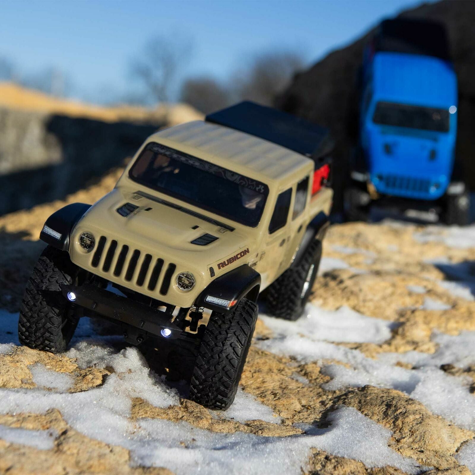 Axial SCX24 Jeep JT Gladiator RC Truck 1/24 4WD Rock Crawler Brushed RTR Beige
