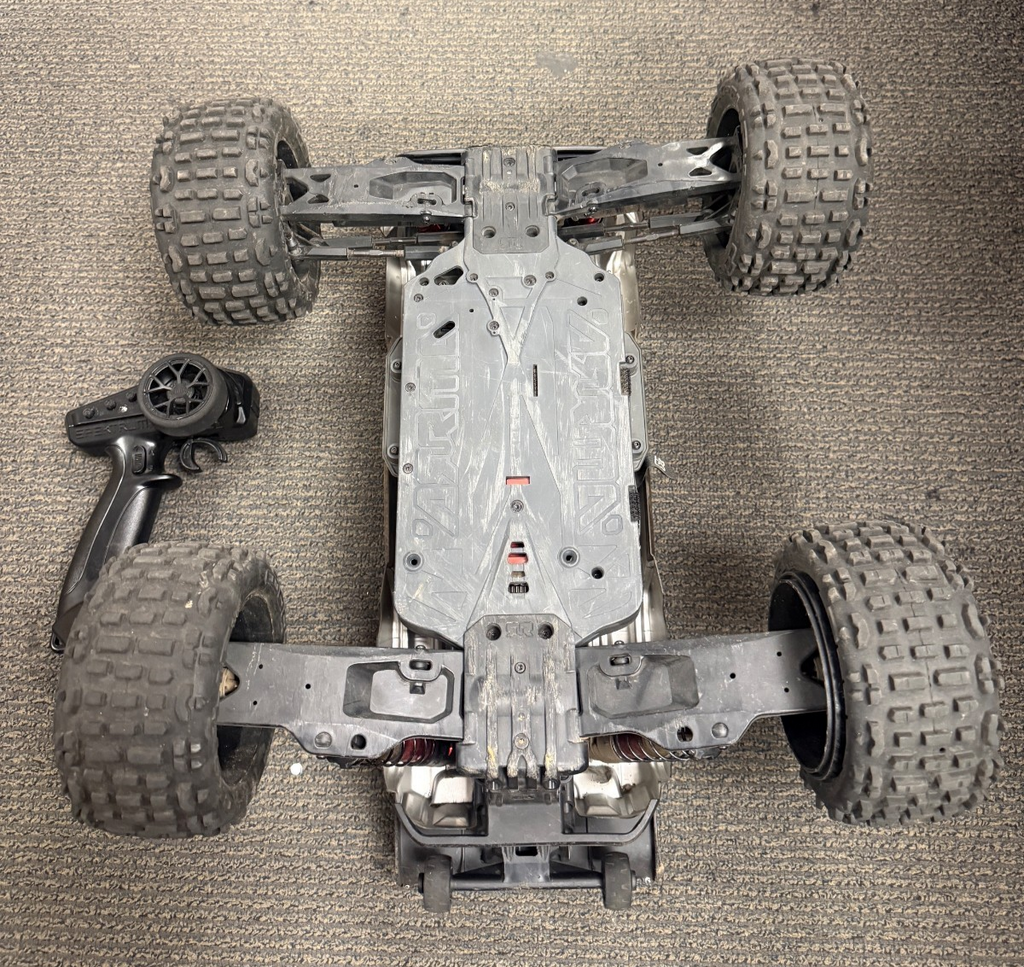 Arrma Outcast 4S BLX Brushless RTR 1/10 Scale Stunt Truck (Bronze)