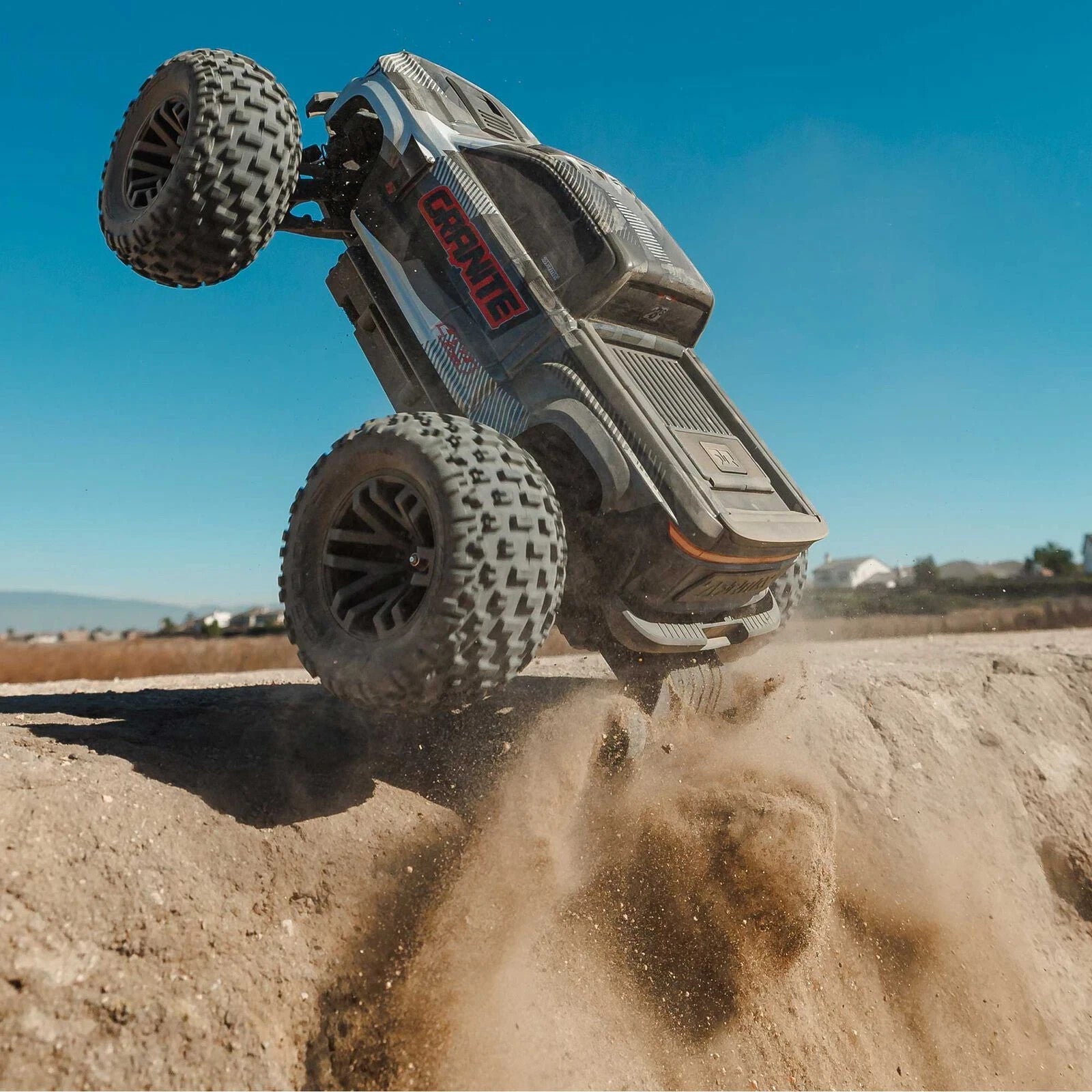 Arrma Granite 4x4 V4 223S DSC 1/10 RTR Brushless 4WD Monster Truck (Gun Metal)