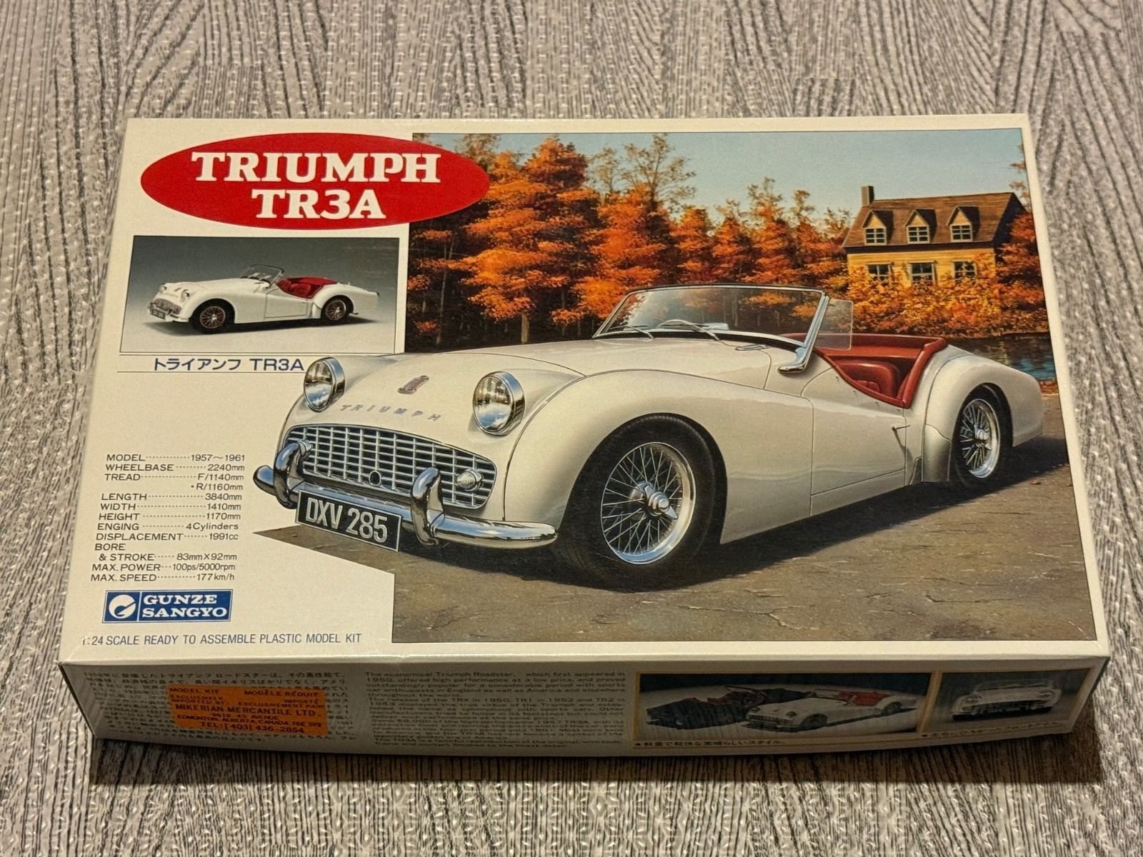 Gunze Sangyo Triumph TR3A 1/24 Classic British Roadster Model Kit Vintage White