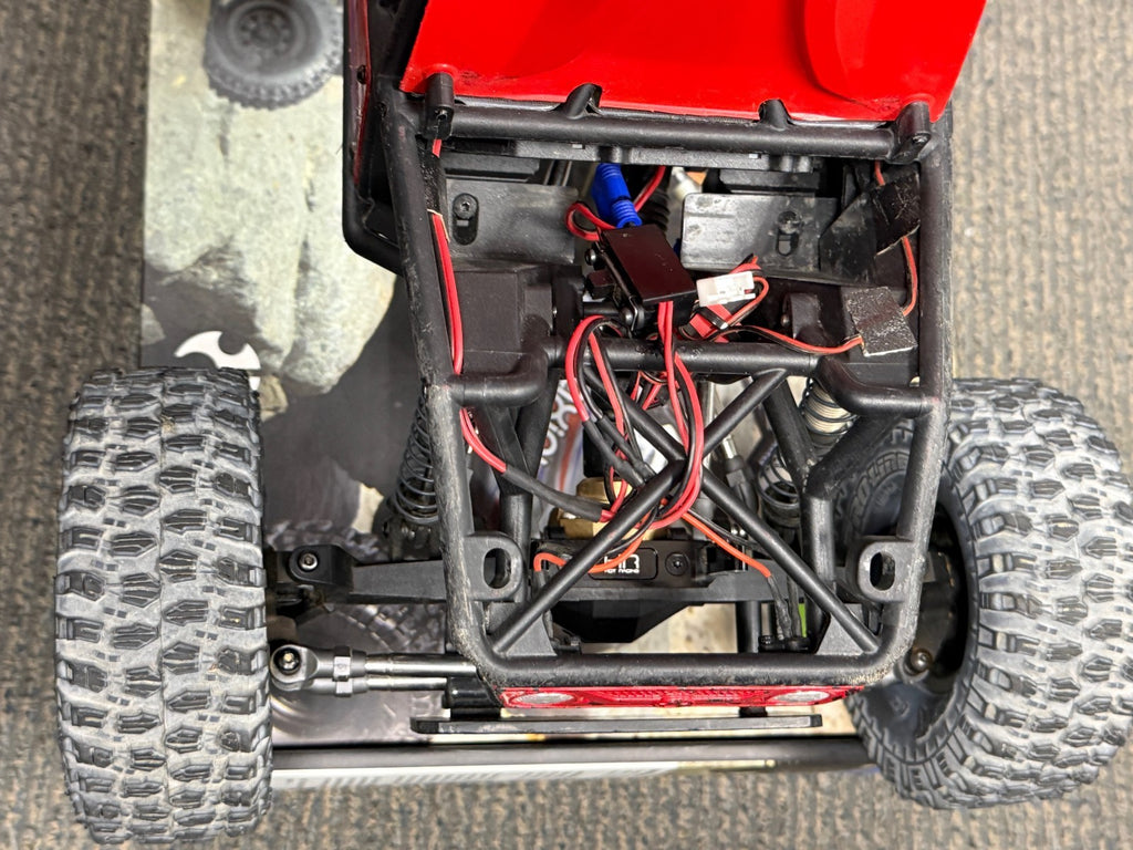 Highly Upgraded Axial Capra RC Remote Control Rock Crawler Truck Trail Buggy