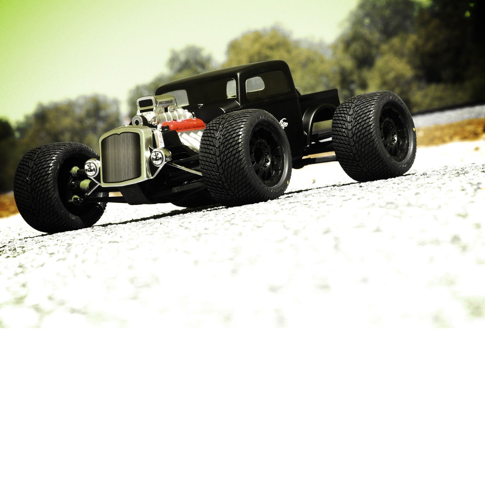 Proline 1/8 Scale Rat Rod Clear Body: Monster Truck PRO341000 : Revo 3.3 Summit