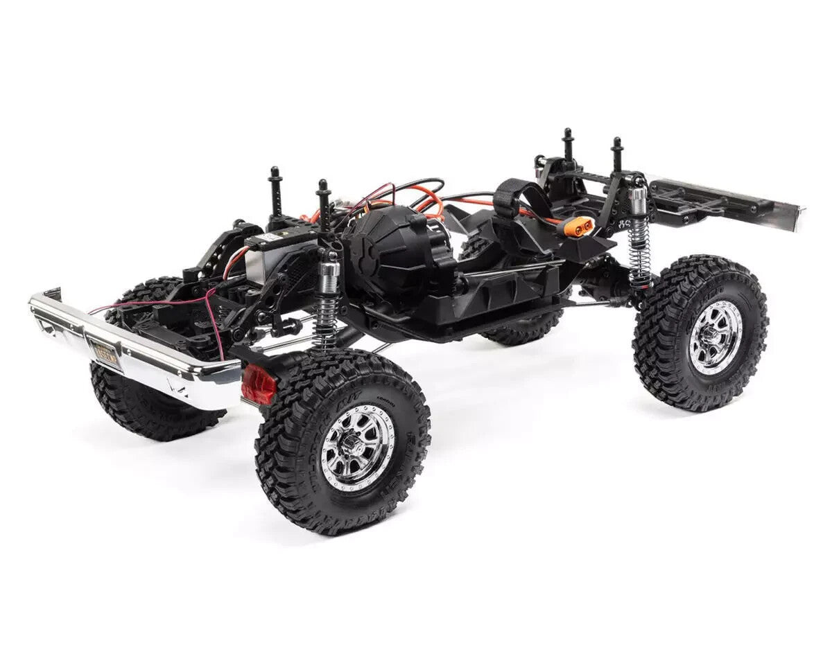 Axial AXI03030T1 1/10 Scale SCX10 III Base Camp 1982 Chevy K10 4X4 RTR, Blue