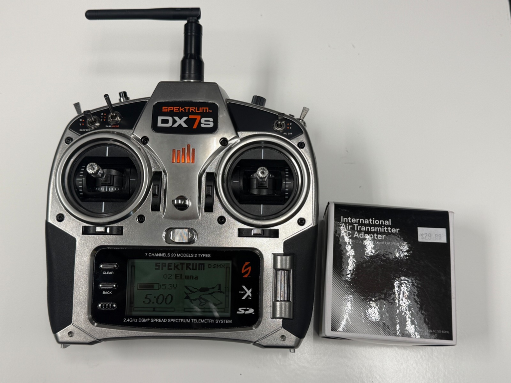 Spektrum DX7s 7-Channel DSMX 2.4GHz RC Airplane / Helicopter Radio Transmitter