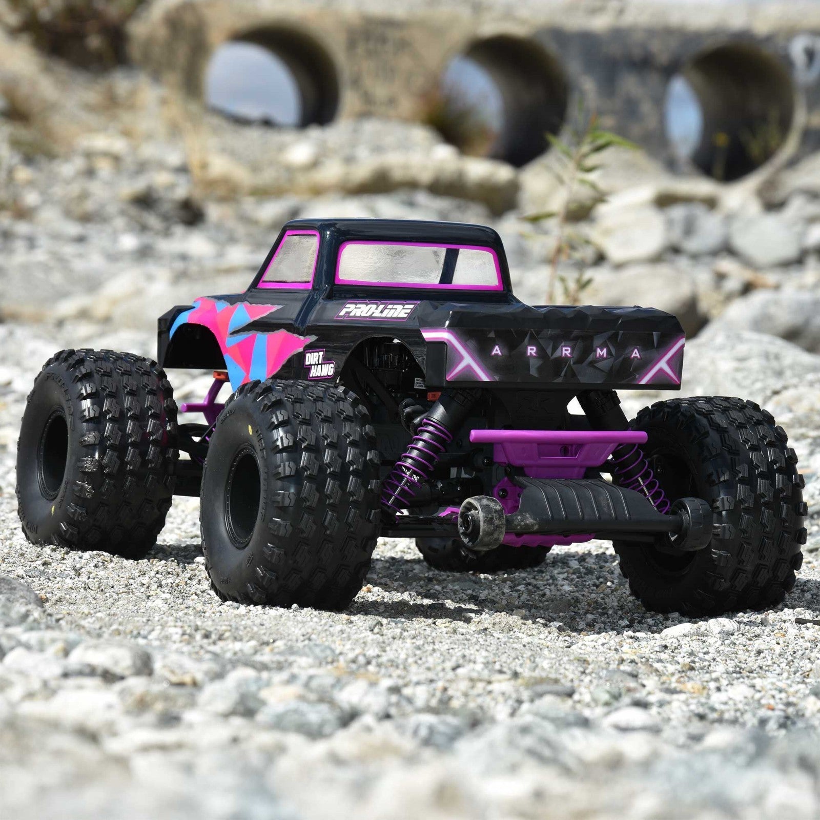 ProLine Dirt Hawg 2.0 F/R 2.6" MT Tires Stock Wheel For ARRMA QUAKE PRO1033910