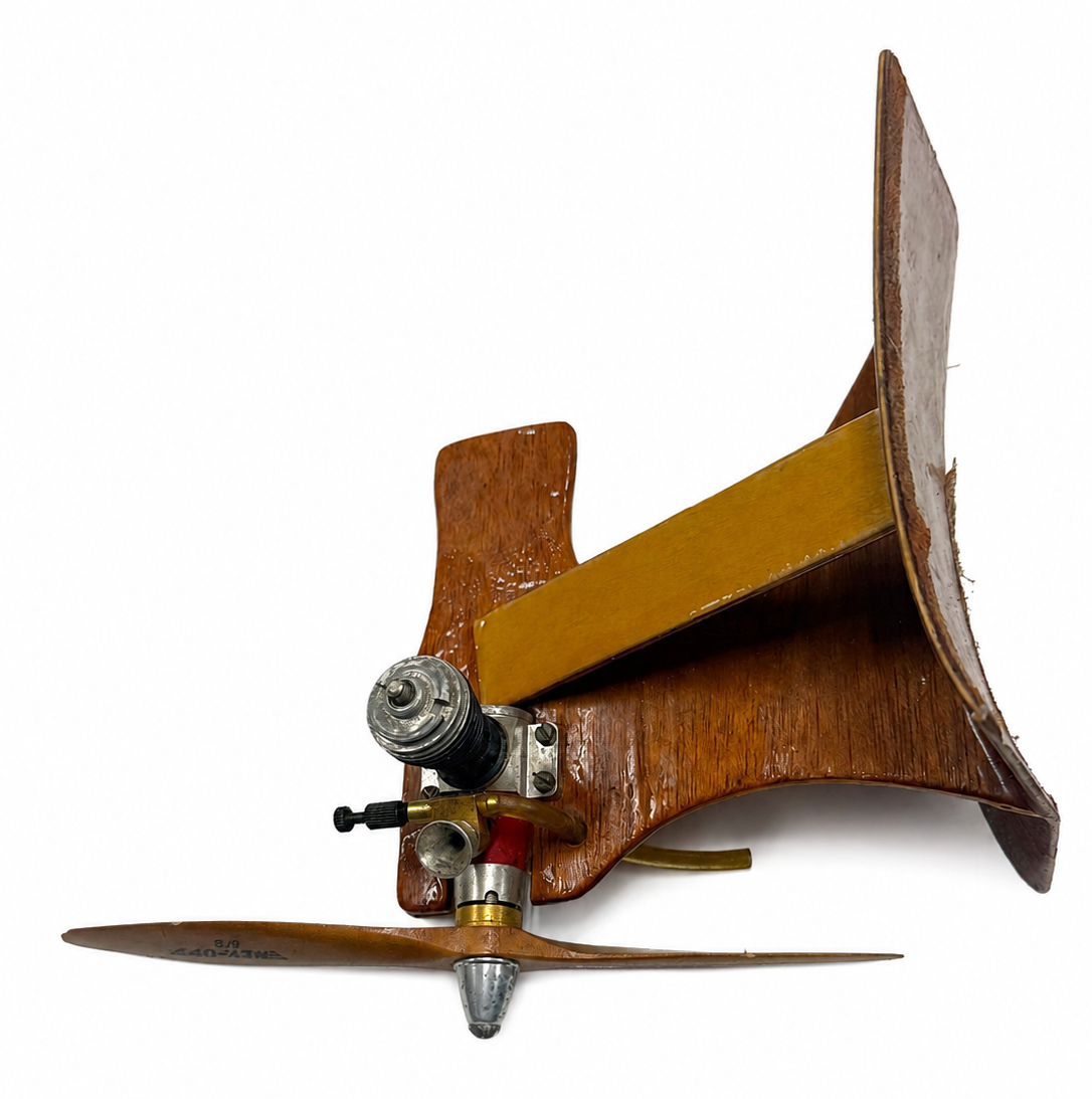 Vintage Cox Tee Dee .051 051 Model Airplane Glow Engine w/ Prop and Spinner