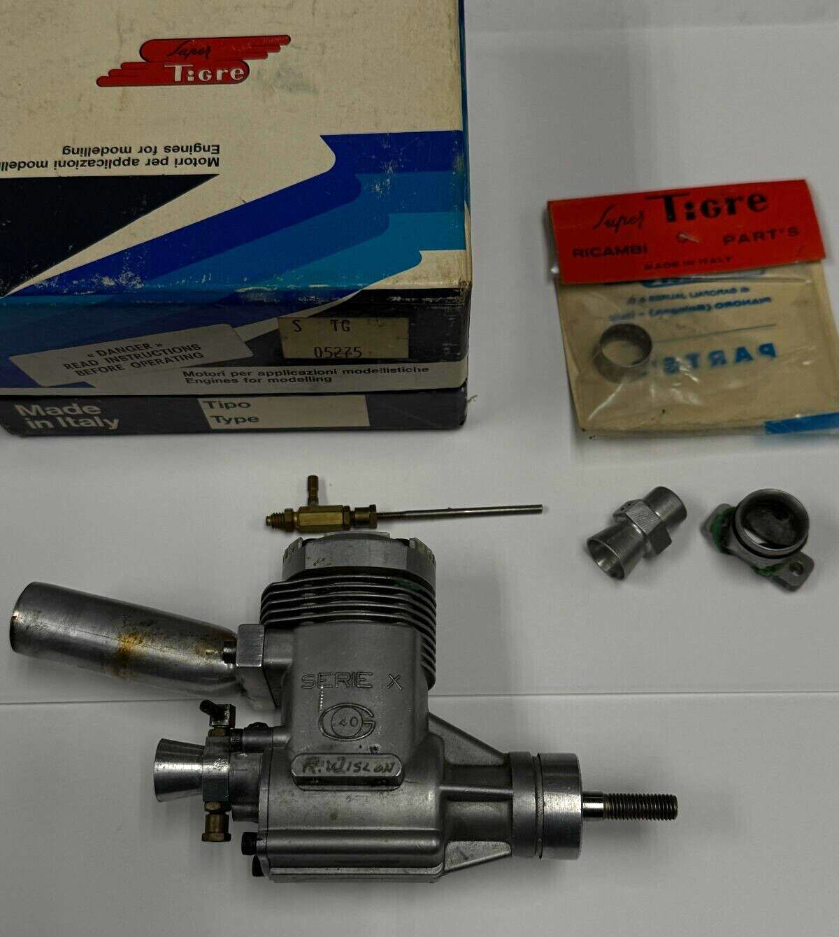 Vintage Super Tigre series X 40 Rear Intake Rear Exhaust Control Line CL Engine
