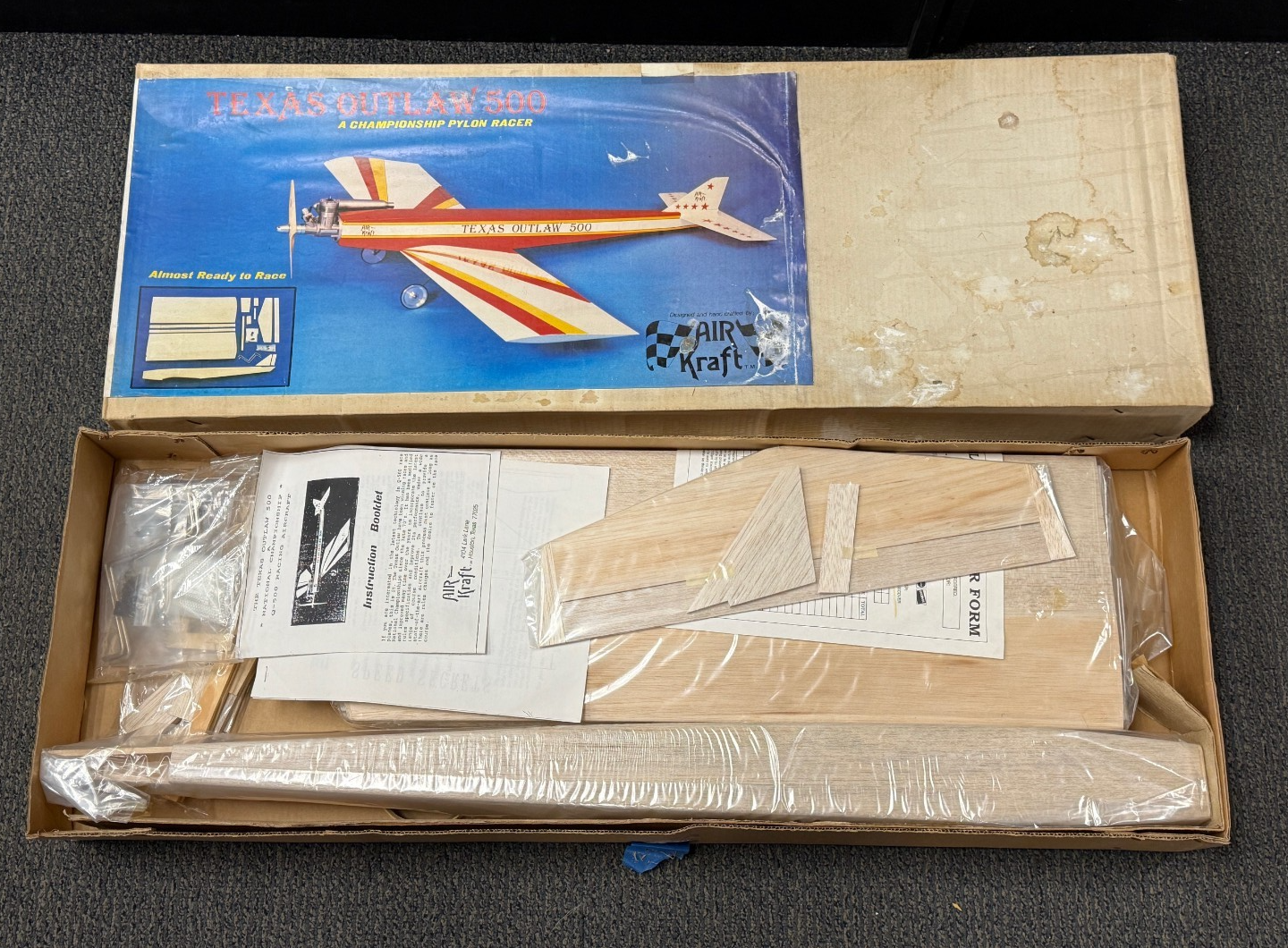 New in Box Air Kraft Texas Outlaw 500 Quicky RC Remote Control Airplane ARC