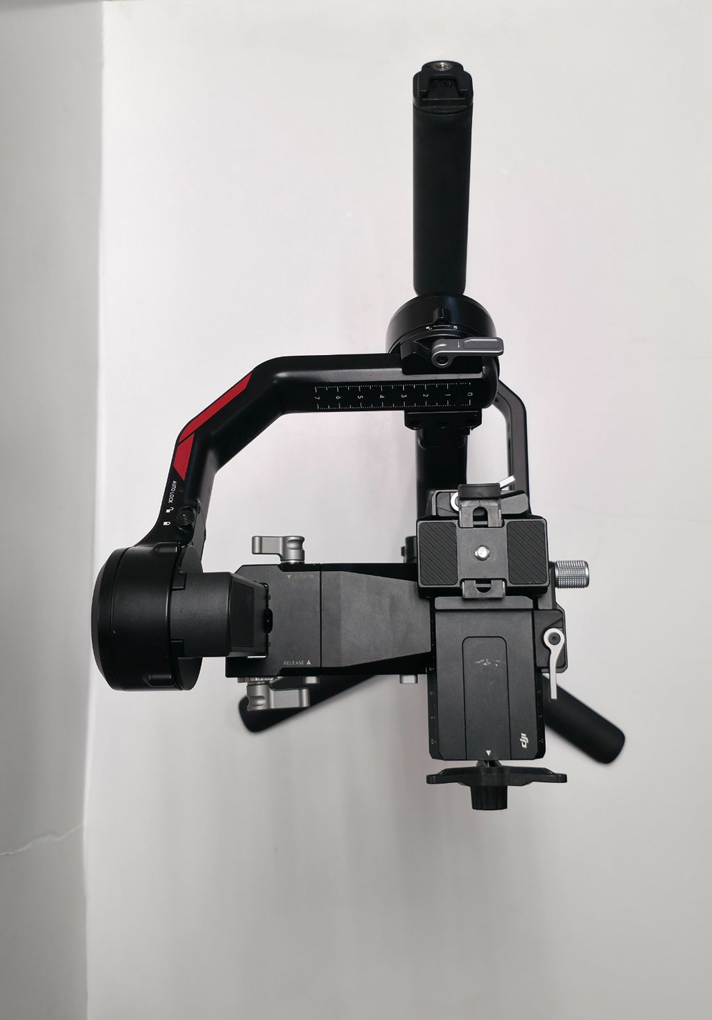 DJI RS 4 3-Axis Gimbal Stabilizer for Cameras (CP.RN.00000343.04)