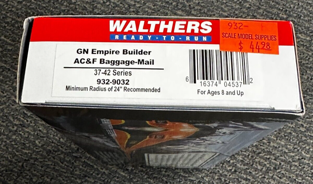 Walthers 932-9032 HO Scale Great Northern Empire Builder AC&F Baggage-Mail