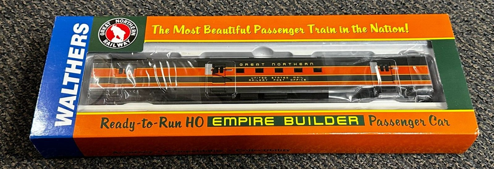 Walthers 932-9032 HO Scale Great Northern Empire Builder AC&F Baggage-Mail