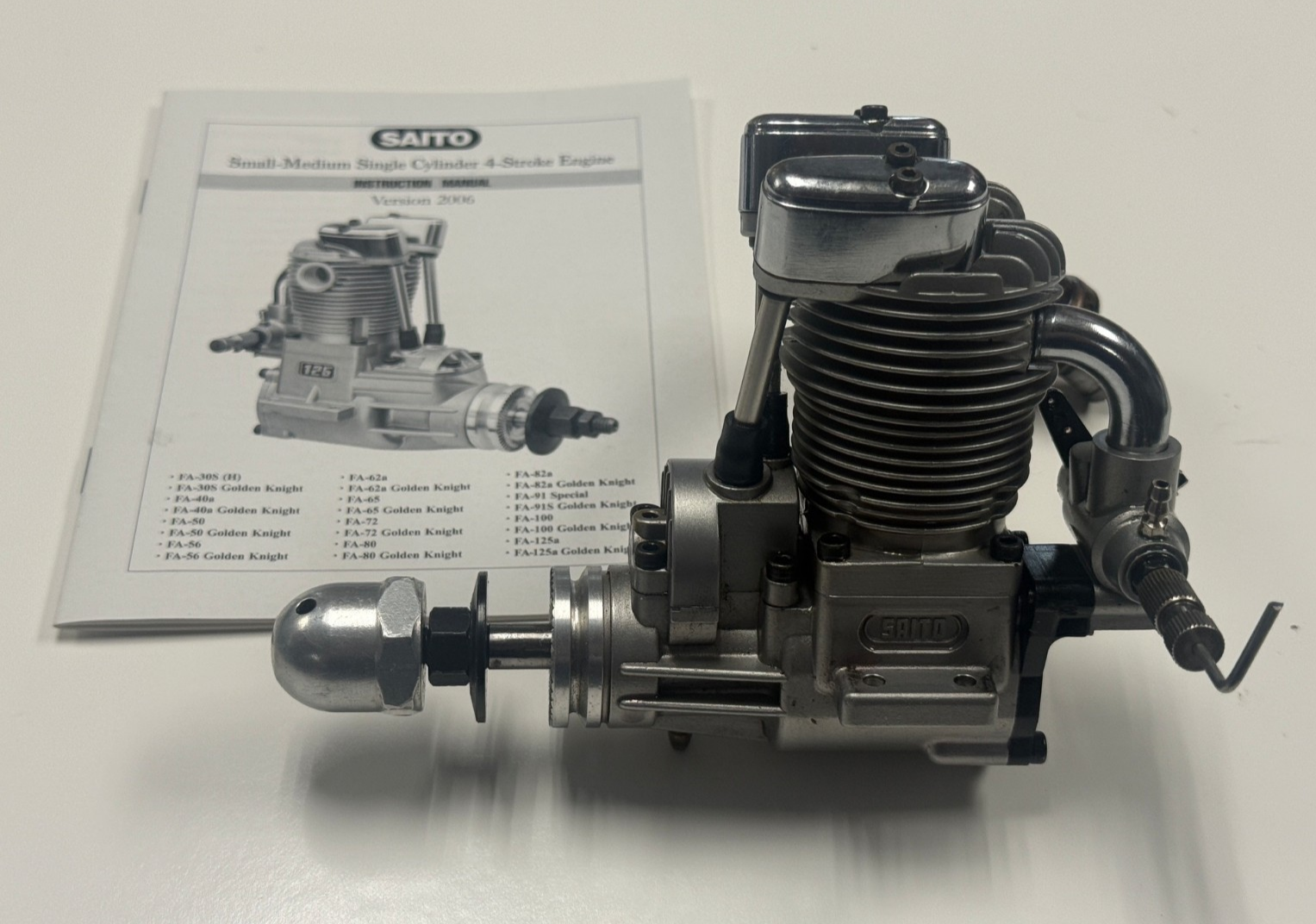 Excellent Saito Silver FA-82 82 .82 Four Stroke Engine with Muffler