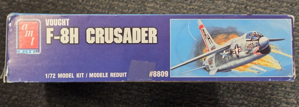 AMT Ertl 1/72 Vought F-8H Crusader Plastic Model Kit 8809 NIOB 1989 Vintage