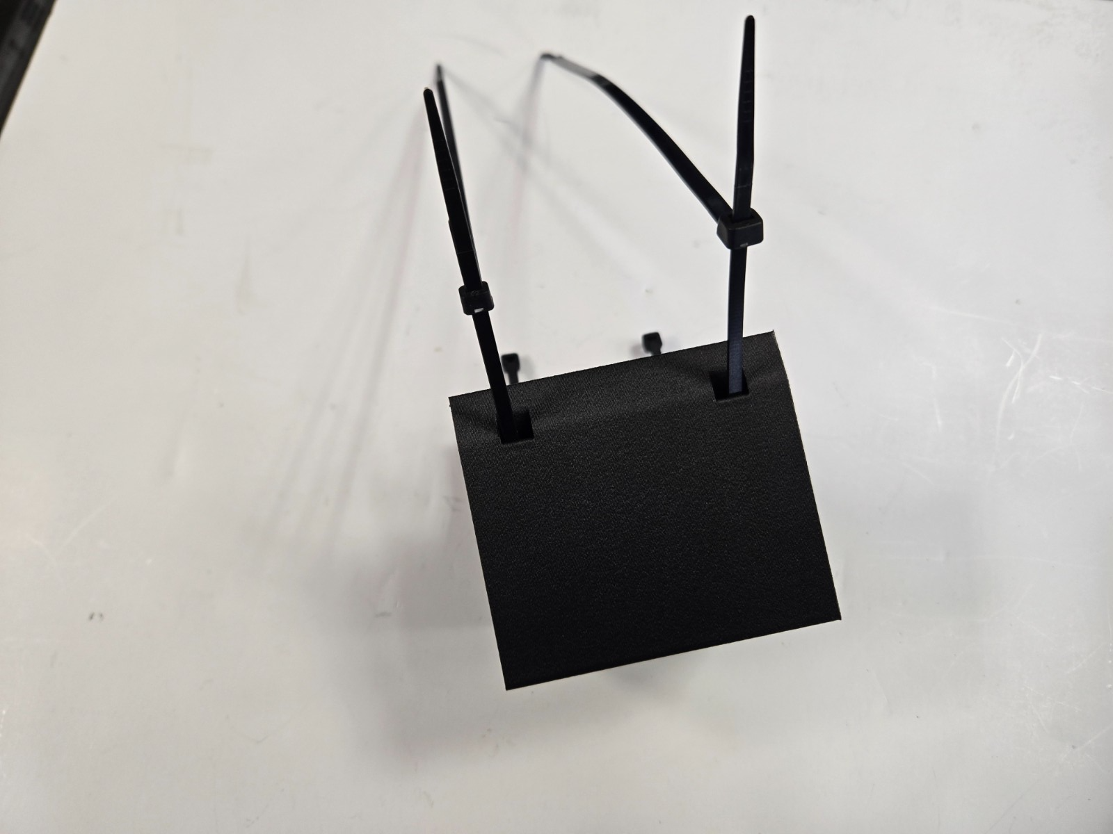 3D Printed Battery Mount and Stand For Sullivan Dynatron Includes Battery