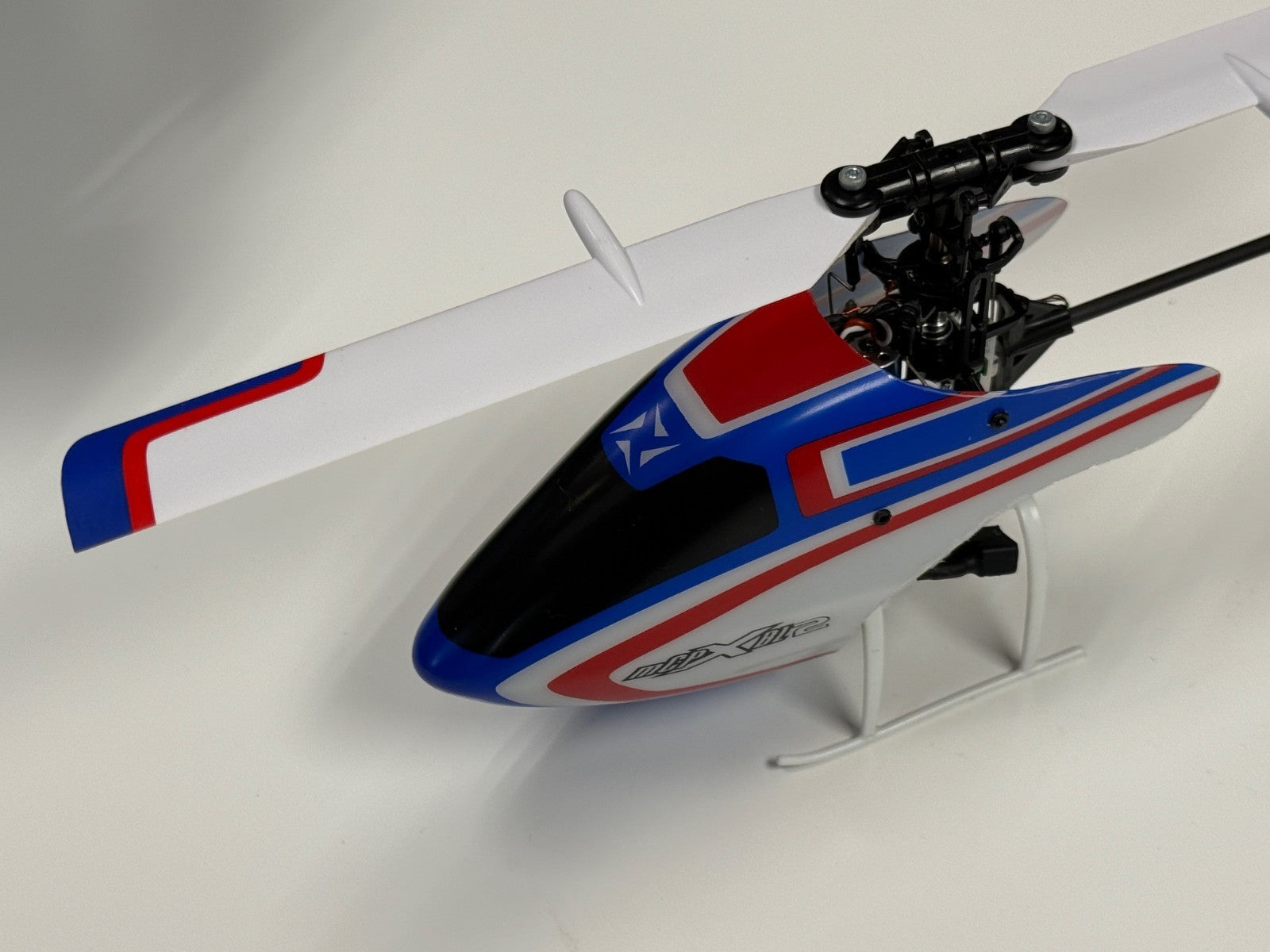 Excellent Blade MCPx MCP X BL2 Brushless BNF RC Helicopter w/ Batteries BLH6050