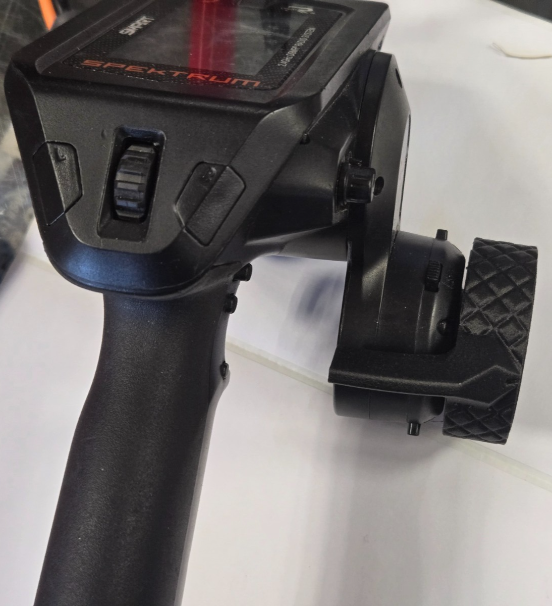 3D Printed Adjustable Thumb Wheel for Spektrum DX5 Pro