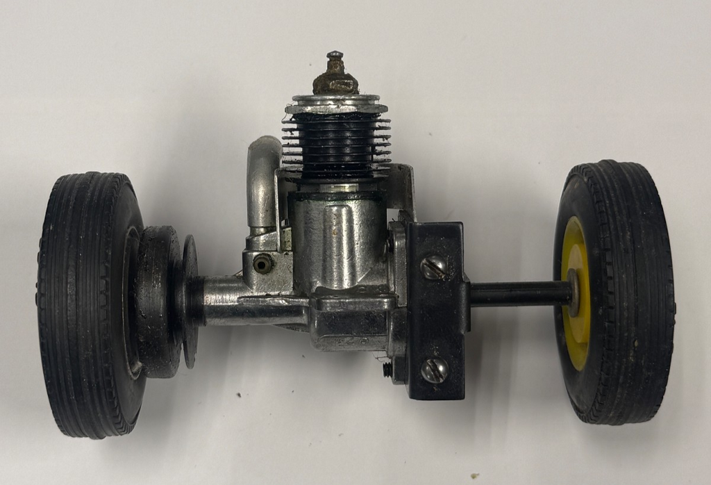 Vintage OK Cub .074 Glow Engine Tether Car Drive Axle Wheel Assembly Herkimer