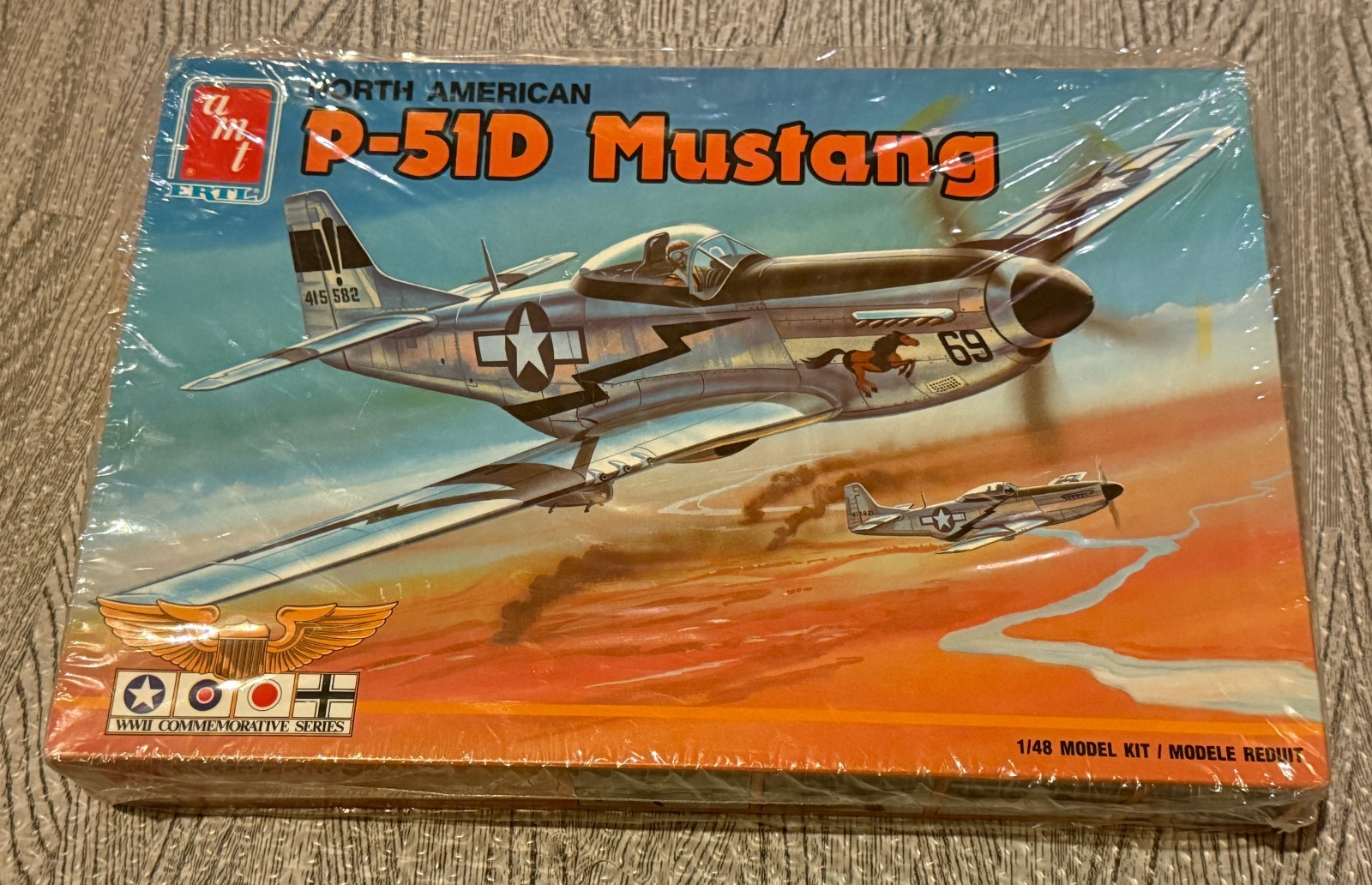 AMT Ertl 8880 1/48 Scale North American P-51D P51 Mustang Aircraft Model Kit