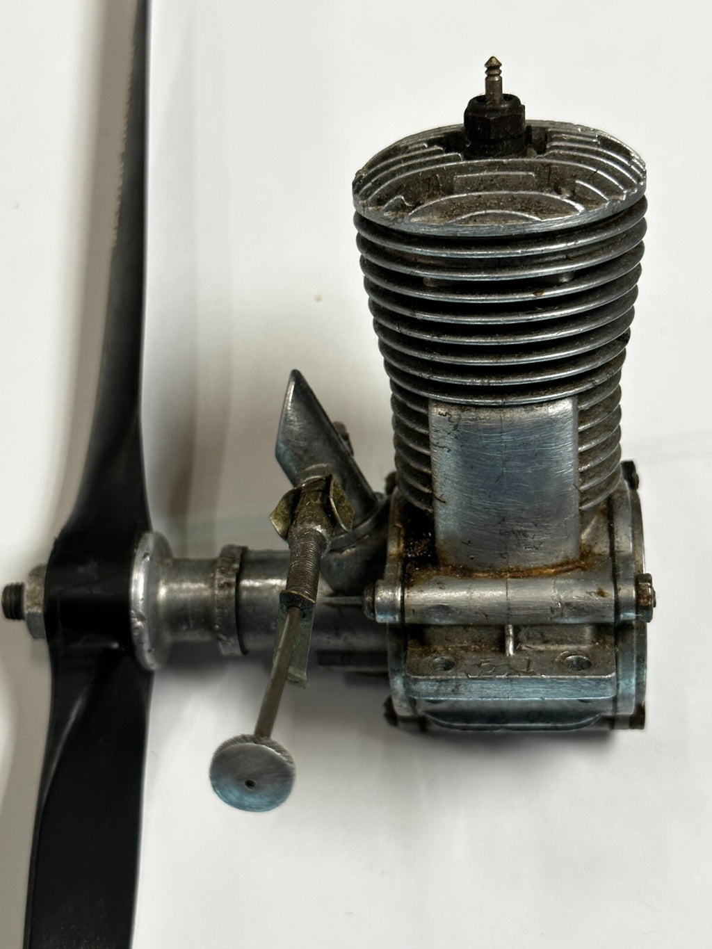Vintage Atwood Triumph Control Line CL / FF Free Flight Model Airplane Engine