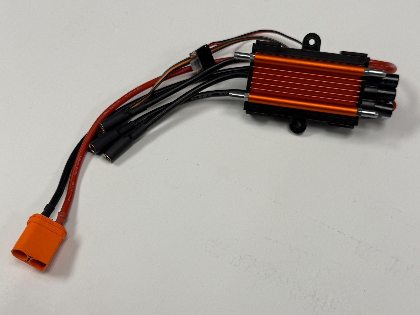 Spektrum SPMXME1B 100 Amp Brushless Marine ESC for 1/6 24'' Jetstream Jet Boat