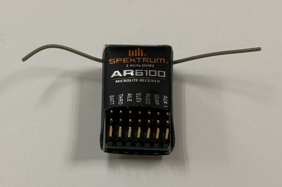 Really Nice Spektrum AR6100 AR 6100 DSM2 Remote Control Receiver RX SPMAR6100