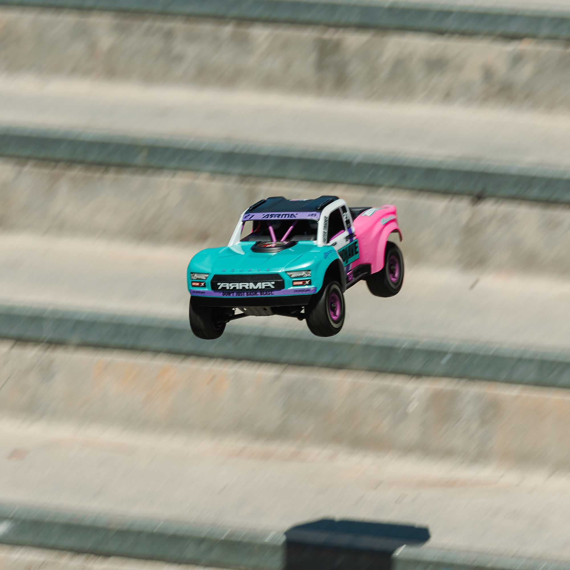 1/16 MOJAVE GROM 223S DSC 4X4 RTR Brushless Desert Truck, Teal (Battery & Charger Included)