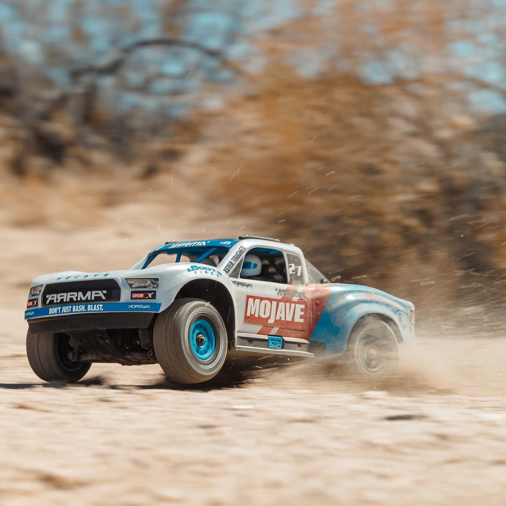 1/16 MOJAVE GROM 223S DSC 4X4 RTR Brushless Desert Truck, White (Battery & Charger Included) (Copy)