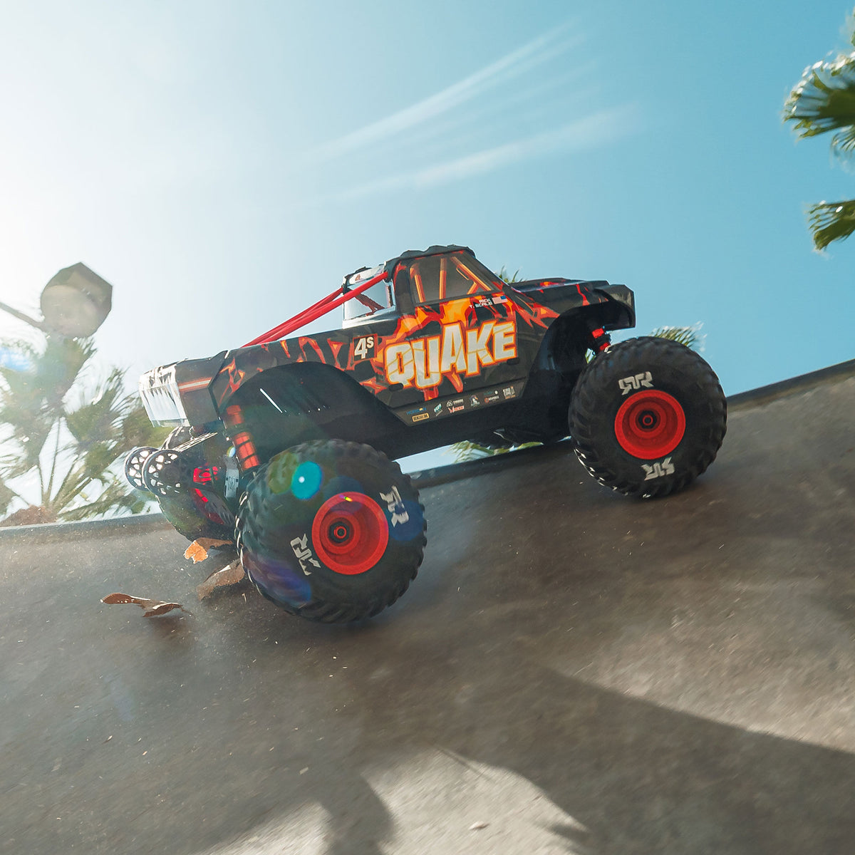 PREORDER 11/4/2026 ARRMA QUAKE 4S DSC 1/8 4X4 Brushless RTR ARA4437T1 T2 Black Red White Blue