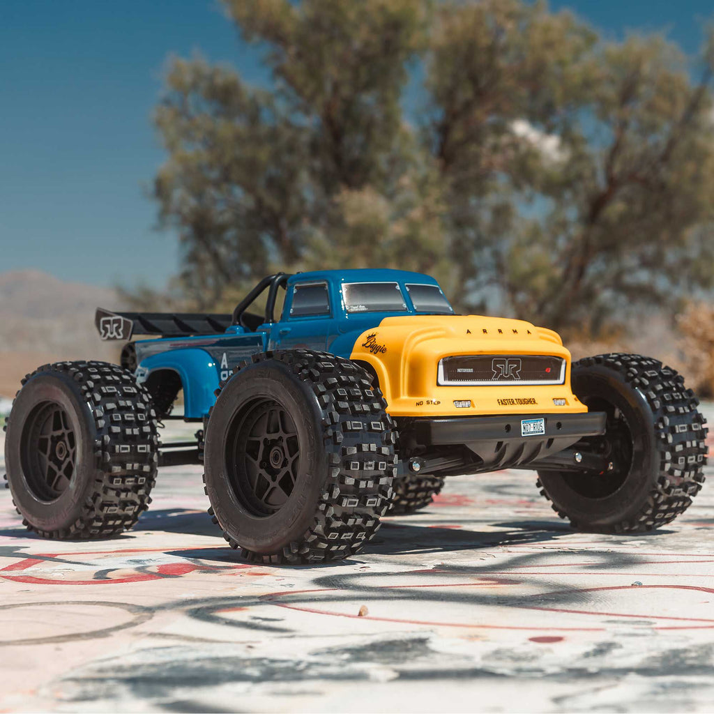 1/8 NOTORIOUS 6S 4X4 RTR Brushless Stunt Truck