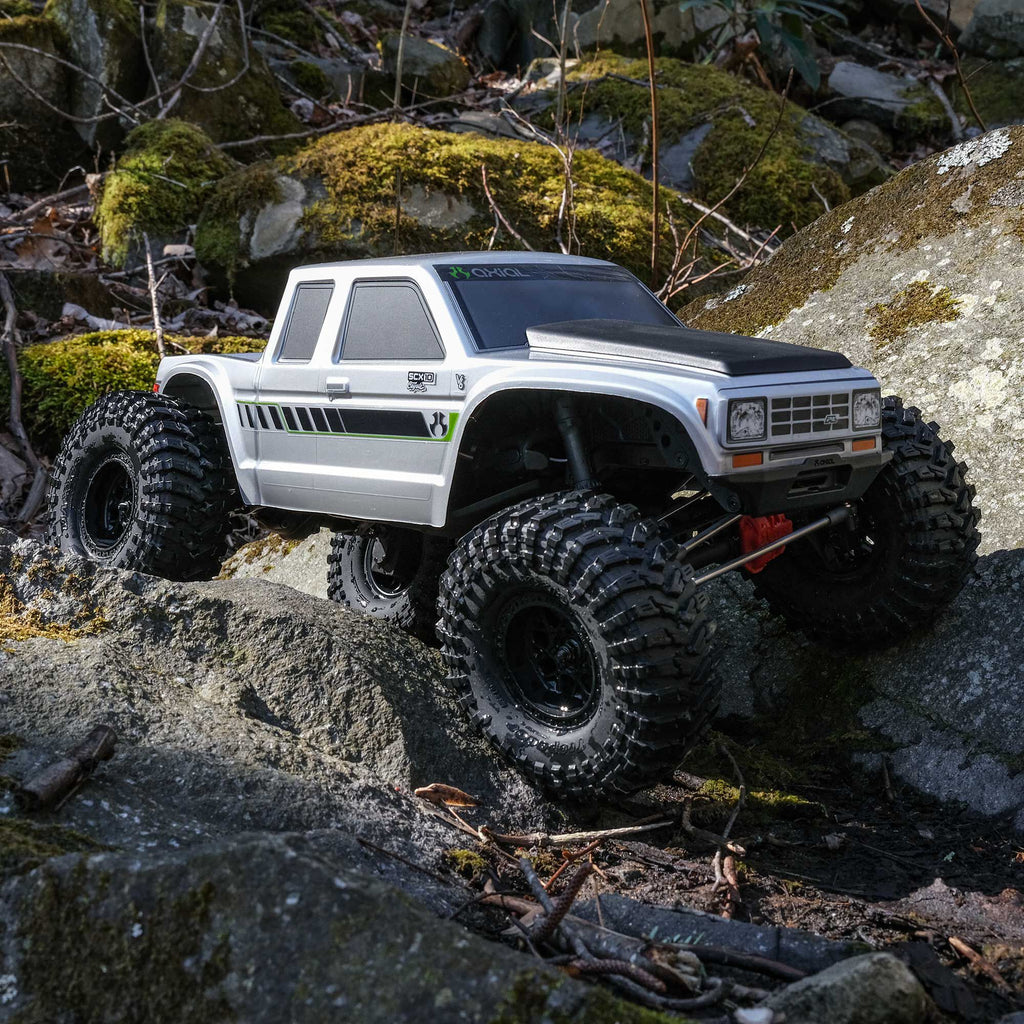 1/10 SCX10 III Coyote 4X4 RTR Brushed Rock Crawler, Silver