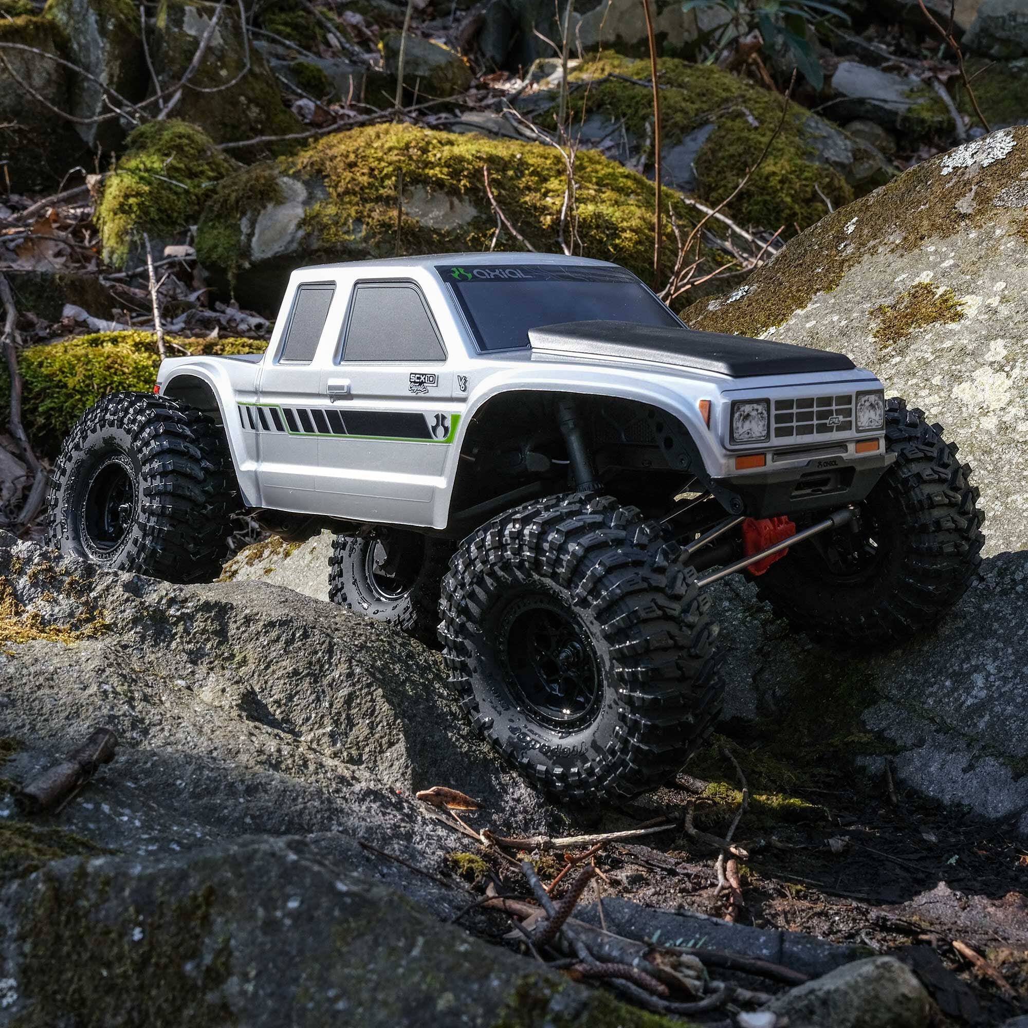 1/10 SCX10 III Coyote 4X4 RTR Brushed Rock Crawler, Silver