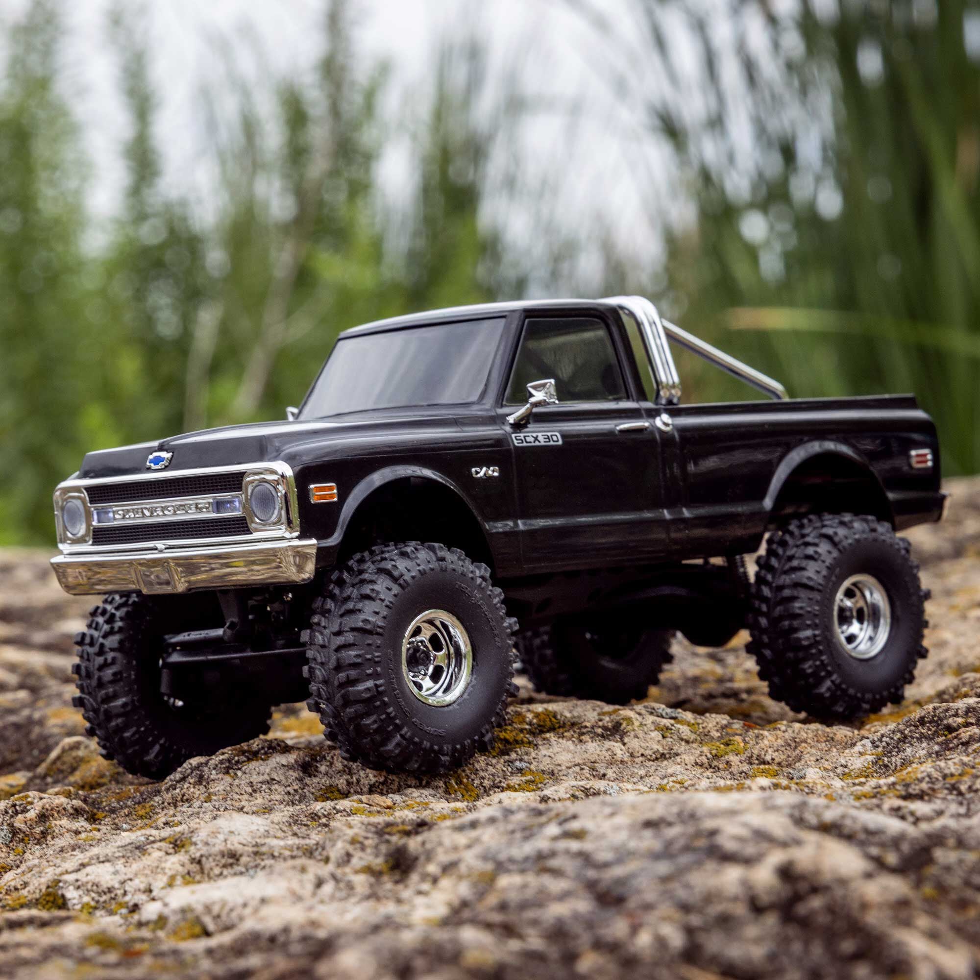 PREORDER 1/30 SCX30 Chevrolet K10 4X4 RTR Brushed Rock Crawler (Battery & Charger Included) AXI-2260